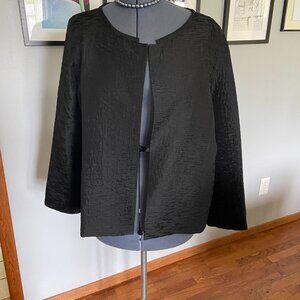 Eileen Fisher Evening black textured jacket magnetic closures sz L